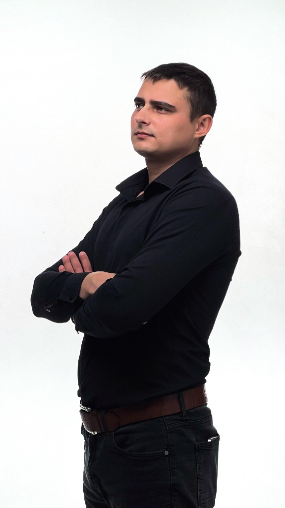 Дмитрий Сериков — консультация по digital-стратегии